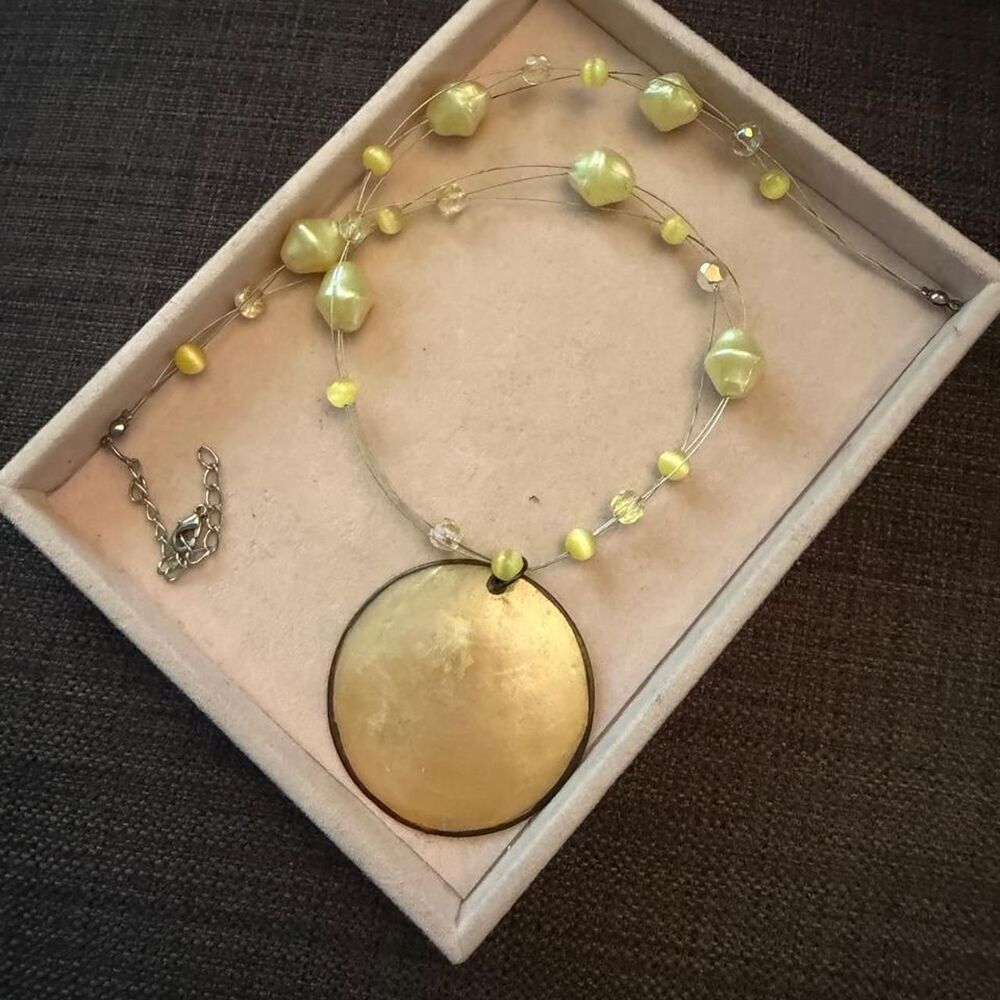 Women's Yellow and Gold Jewelry